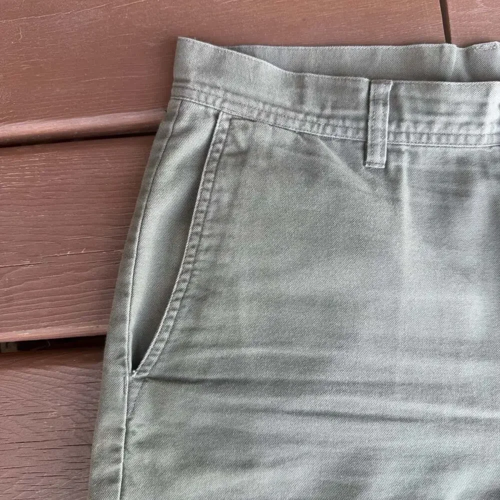 Patagonia Organic Cotton Green Canvas Utility Cargo Shorts Men's Size 32